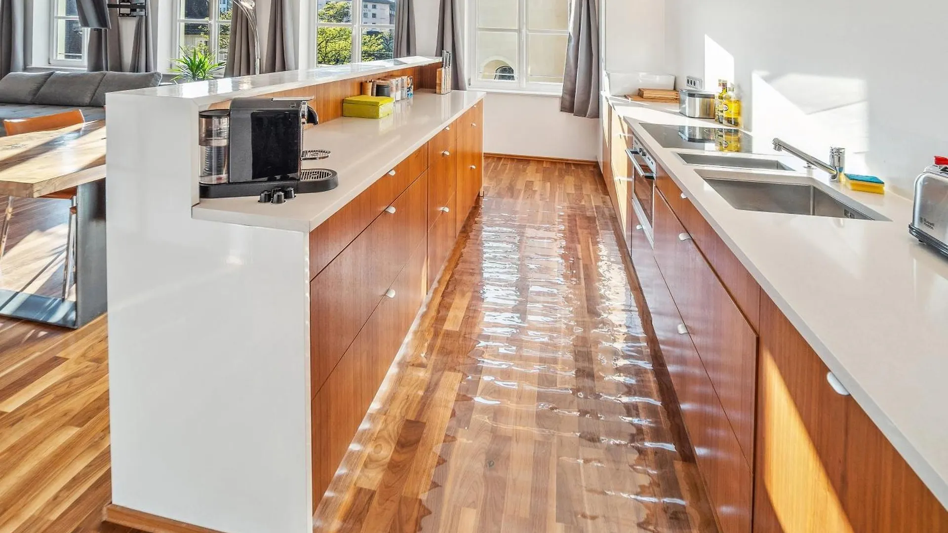Munich Most Central Holiday Apartment 90M2 - 969 Sq Ft Of Luxury